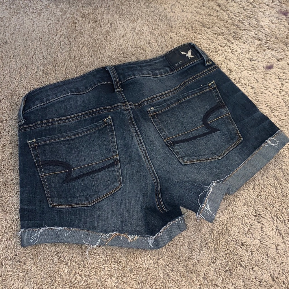 LIKE NEW AEO HIGH RISE SHORTIE